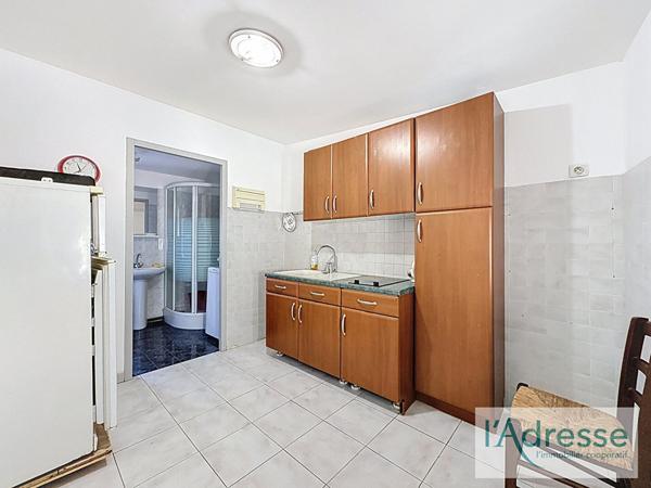 Appartement 2 pièces - 52 m² - Rue Cardinal Fesch - Zone piétonne