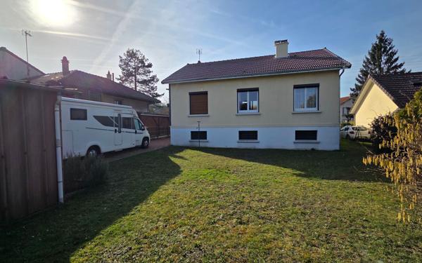 Maison à vendre    3 pièces •  Vaujours