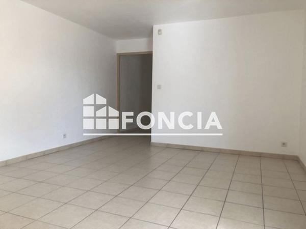 Location Appartement 2 pièces 53.21 m² - 28 AVENUE EDOUARD MICHELIN Tours 37200