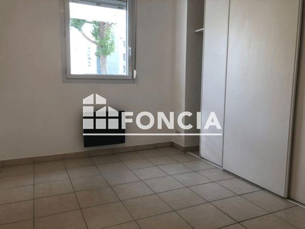 Location Appartement 2 pièces 53.21 m² - 28 AVENUE EDOUARD MICHELIN Tours 37200