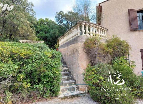 Villa de 200 m² sur un terrain de plus de 5000 m²