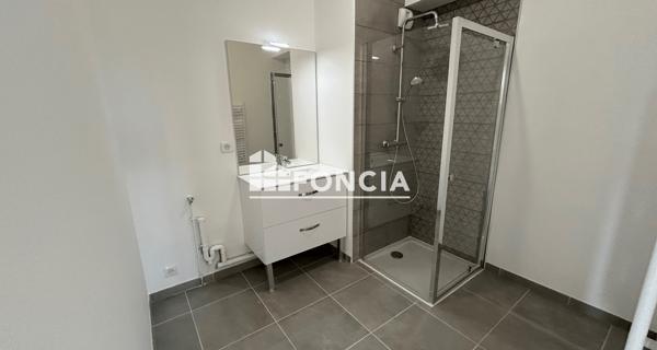 Location Appartement 3 pièces 66.6 m² - Buchelay 78200
