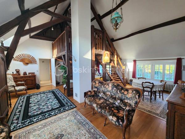 Maison traditionnelle de 308 m²