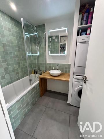Location appartement 4 pièces 77,05 m² Suresnes