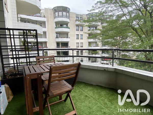 Location appartement 4 pièces 77,05 m² Suresnes