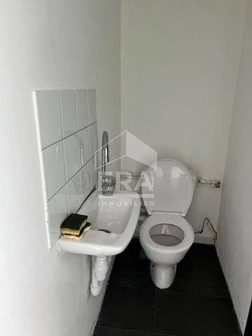 Local commercial Saint Alban 81 m2