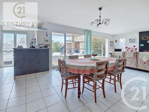 Maison à vendre  6 pièces - 152,62 m 2   PUSEY  - 70