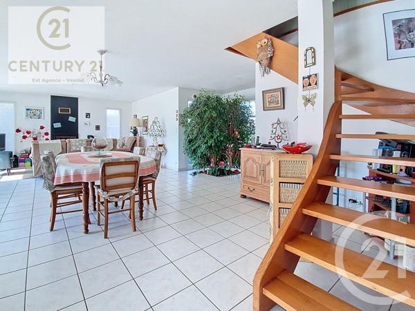 Maison à vendre  6 pièces - 152,62 m 2   PUSEY  - 70