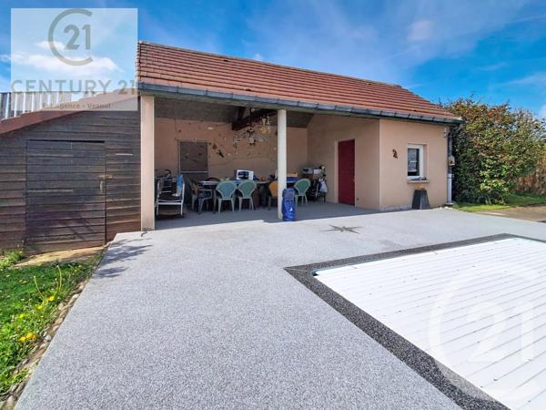 Maison à vendre  6 pièces - 152,62 m 2   PUSEY  - 70
