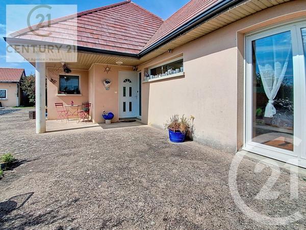 Maison à vendre  6 pièces - 152,62 m 2   PUSEY  - 70