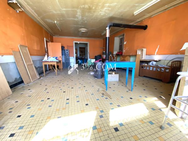 IMMEUBLE D'ENVIRON 300M2 A RÉNOVER - BEAUX VOLUMES  Bulligny (54113)