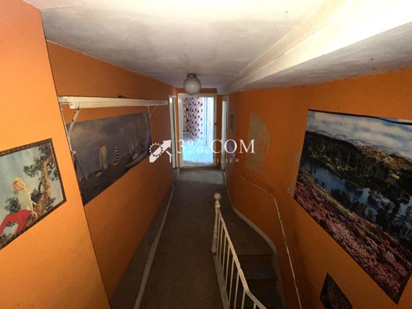 IMMEUBLE D'ENVIRON 300M2 A RÉNOVER - BEAUX VOLUMES  Bulligny (54113)