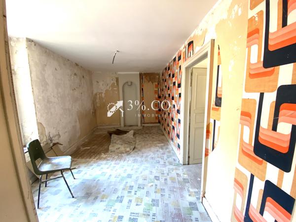 IMMEUBLE D'ENVIRON 300M2 A RÉNOVER - BEAUX VOLUMES  Bulligny (54113)