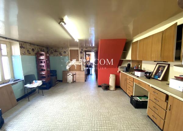 IMMEUBLE D'ENVIRON 300M2 A RÉNOVER - BEAUX VOLUMES  Bulligny (54113)