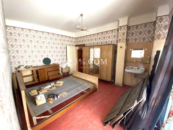 IMMEUBLE D'ENVIRON 300M2 A RÉNOVER - BEAUX VOLUMES  Bulligny (54113)