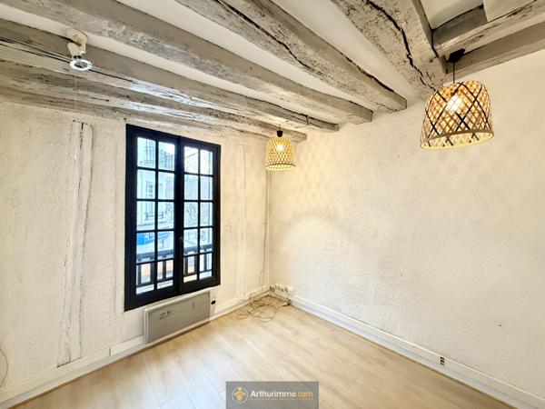 Coulommiers (77120) LOCAL COMMERCIAL 90 m² ENVIRON avec studio.