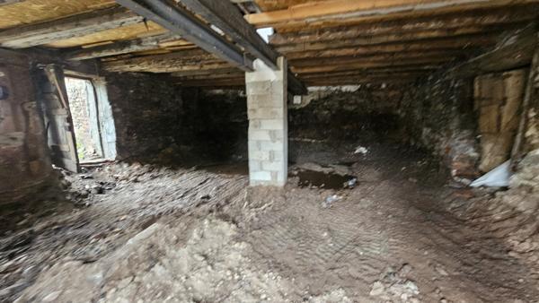 Le Chambon-Feugerolles (42500) Opportunité à saisir- Maison à rénover