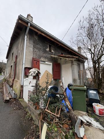 Le Chambon-Feugerolles (42500) Opportunité à saisir- Maison à rénover
