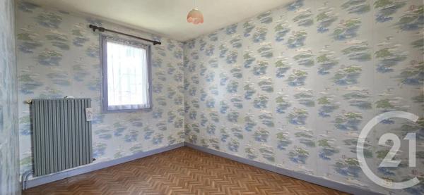 Maison à vendre  5 pièces - 109 m 2   LE CREUSOT  - 71