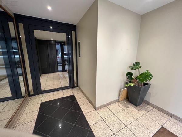 Appartement à vendre à Suresnes dans les Hauts-de-Seine (92150), ref : 66018/2025/11/1-VI