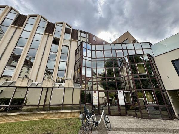 BUREAUX A LOUER - HYPERCENTRE VILLE