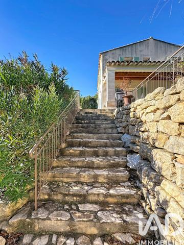 Maison à vendre 5 pièces 105 m² Saint-Saturnin-lès-Apt