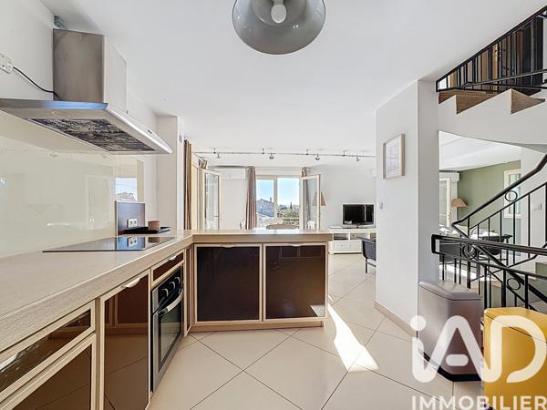 Maison à vendre 5 pièces 105 m² Saint-Saturnin-lès-Apt