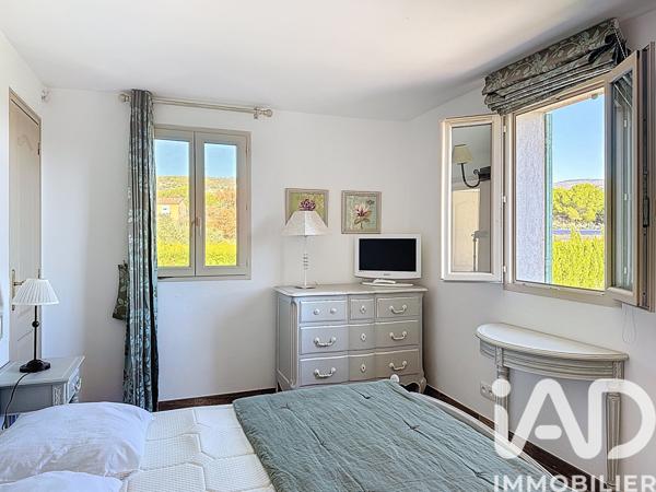 Maison à vendre 5 pièces 105 m² Saint-Saturnin-lès-Apt