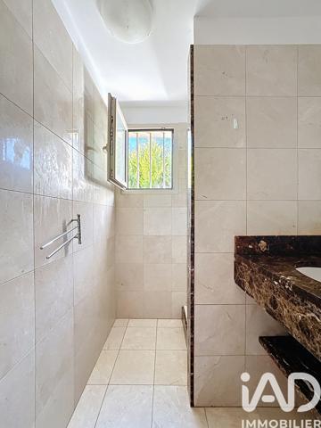 Maison à vendre 5 pièces 105 m² Saint-Saturnin-lès-Apt