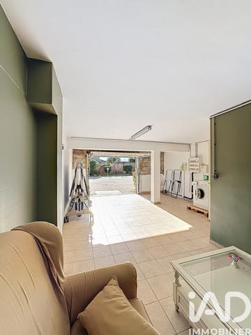 Maison à vendre 5 pièces 105 m² Saint-Saturnin-lès-Apt