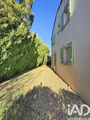 Maison à vendre 5 pièces 105 m² Saint-Saturnin-lès-Apt