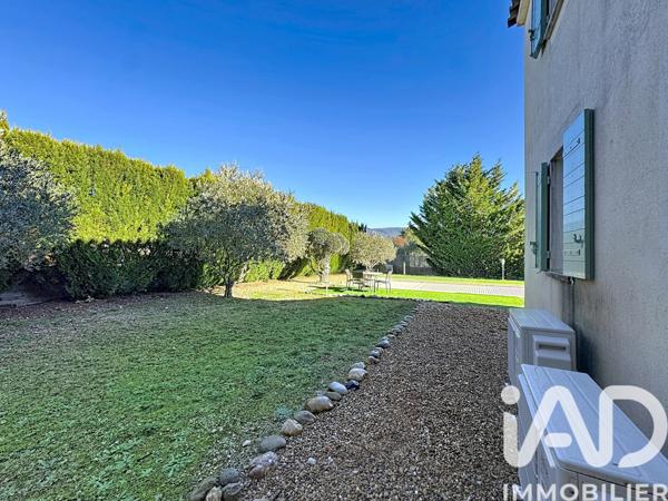 Maison à vendre 5 pièces 105 m² Saint-Saturnin-lès-Apt