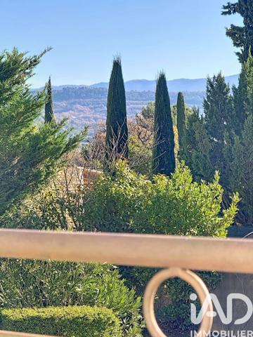 Maison à vendre 5 pièces 105 m² Saint-Saturnin-lès-Apt