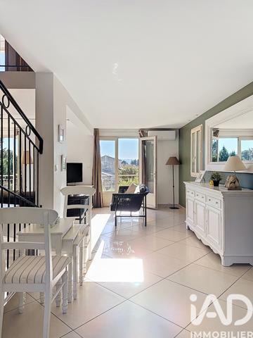 Maison à vendre 5 pièces 105 m² Saint-Saturnin-lès-Apt