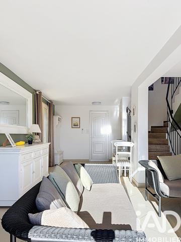 Maison à vendre 5 pièces 105 m² Saint-Saturnin-lès-Apt