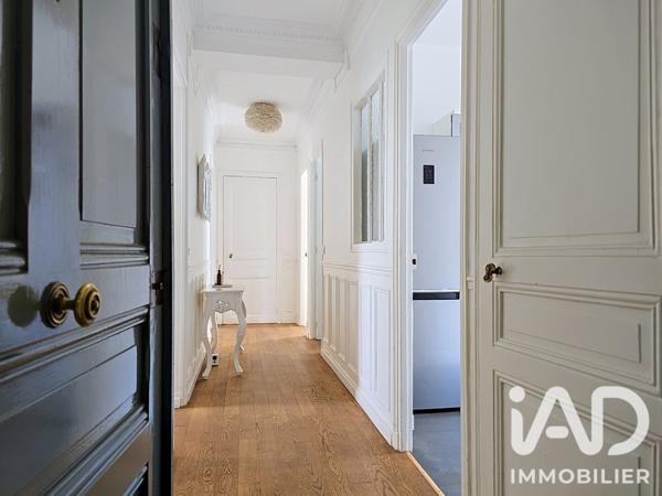 Appartement à vendre 3 pièces 59,69 m² Courbevoie