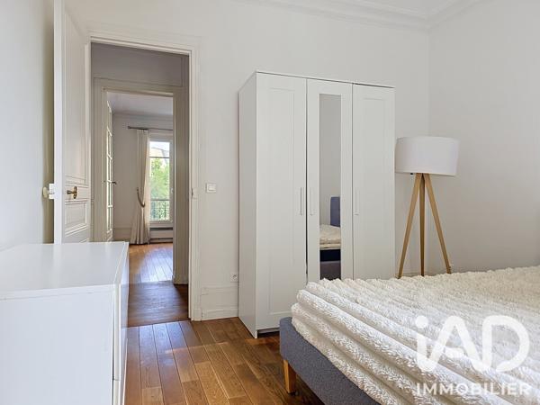 Appartement à vendre 3 pièces 59,69 m² Courbevoie