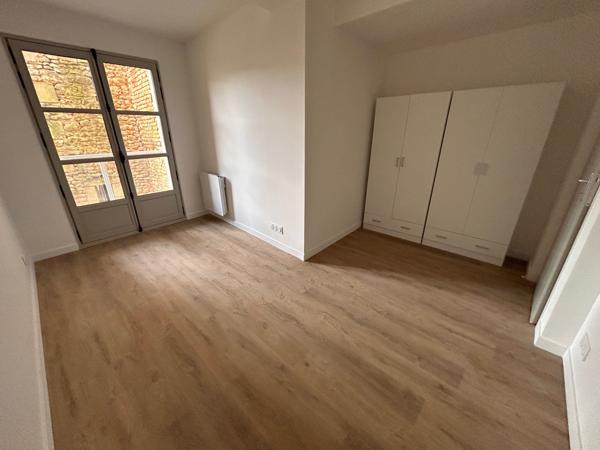 Location Appartement T2 avec balcon - Trois quartiers