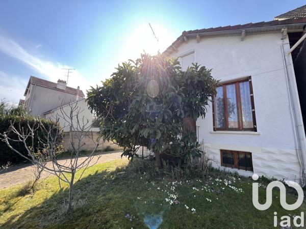 Maison 4 pièces de 68 m² à Mantes-la-Jolie (78200)