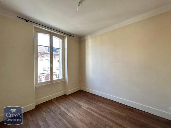 Maison à louer 8 pièces 177.75m²