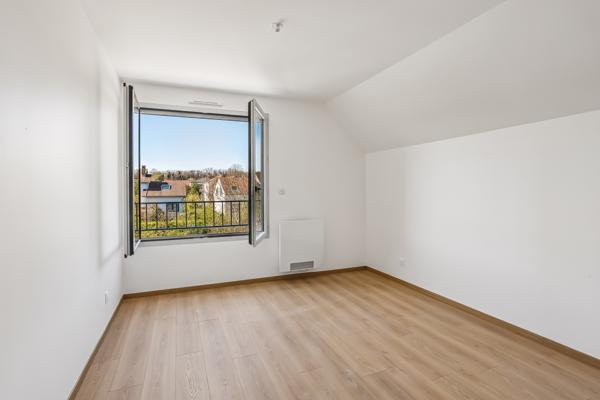 Quartier privilégié de Polangis, maison de 111 m² avec berge privative