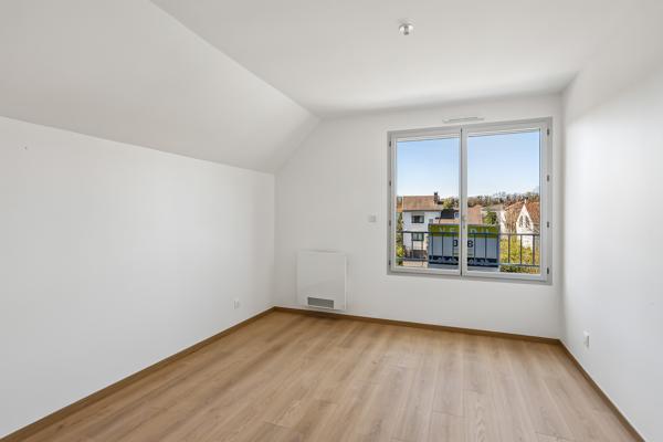 Quartier privilégié de Polangis, maison de 111 m² avec berge privative