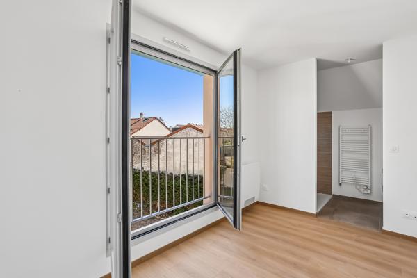 Quartier privilégié de Polangis, maison de 111 m² avec berge privative
