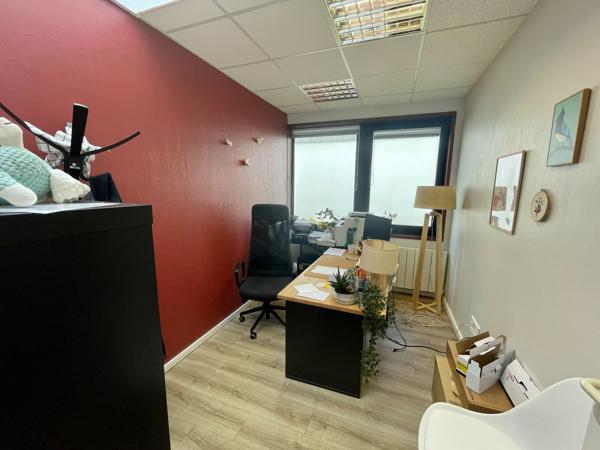 Bureaux à louer à MONT SAINT AIGNAN 76130