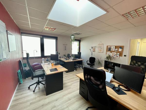 Bureaux à louer à MONT SAINT AIGNAN 76130