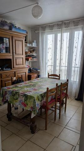 A CLICHY SOUS BOIS Appartement  T3, 62 m2 Quartier MAURICE AUDIN