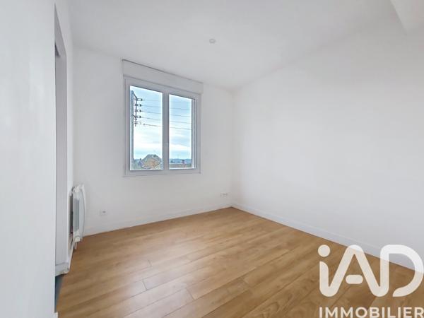 Immeuble à vendre 180 m² Fougères
