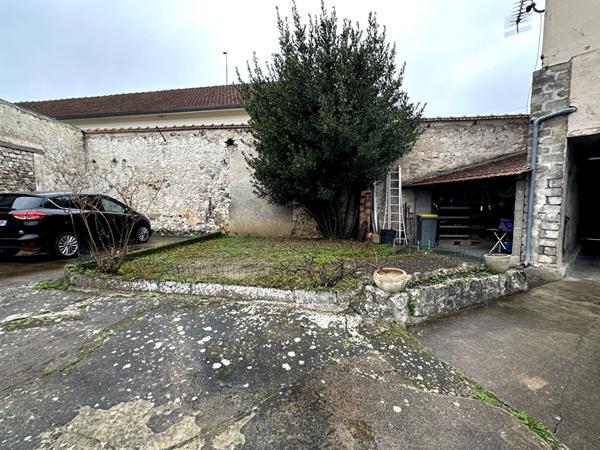 Immeuble Montereau Fault Yonne 9 pièce(s) 9 m2