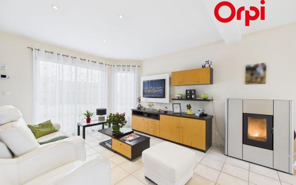 Maison à vendre    6 pièces •  Bernay