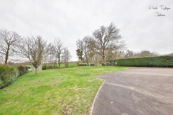 Maison à vendre 5 pièces CRECHES SUR SAONE (71)